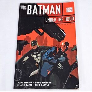 Batman‎ Under the Hood Vol 2 Graphic Novel Jason Todd Red Hood Winick DC Comics